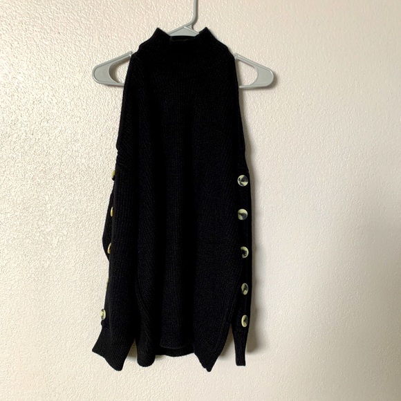 (V84) Venus Women’s Black Cold Shoulder Sweater Medium Long Sleeve Button Detail - Picture 3 of 10